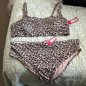 Leopard plus size bathing suit